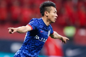 易游体育平台-上海申花队备战迎战四川队，备战状态良好(上海申花队备战迎战四川队,备战状态良好了吗)